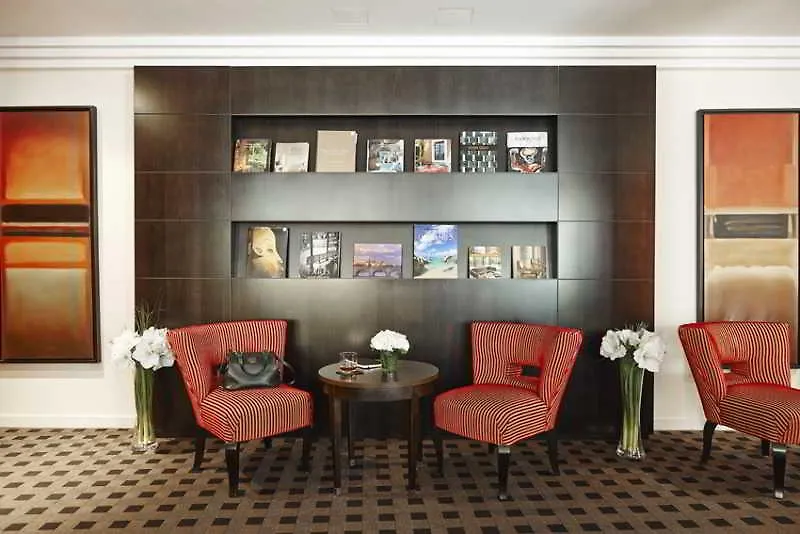 ****  Plaza Tour Eiffel Hotel Paris France