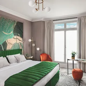 4* Otel M Social Opera