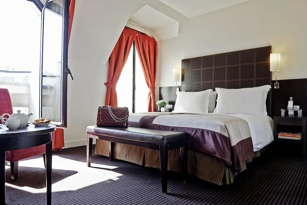 Plaza Tour Eiffel Hotel Paris 4*,