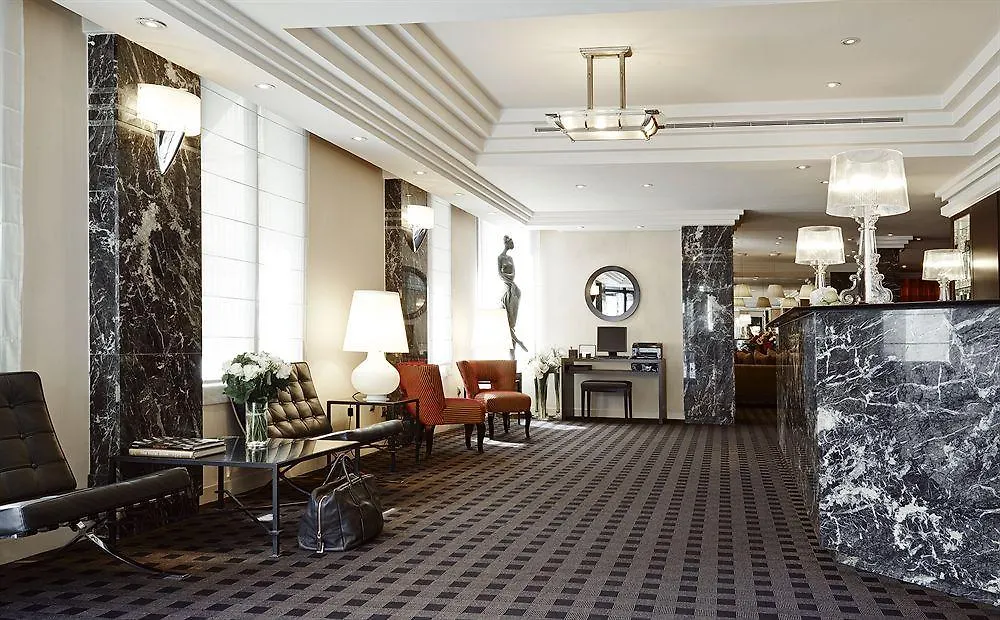 ****  Plaza Tour Eiffel Hotel Paris France