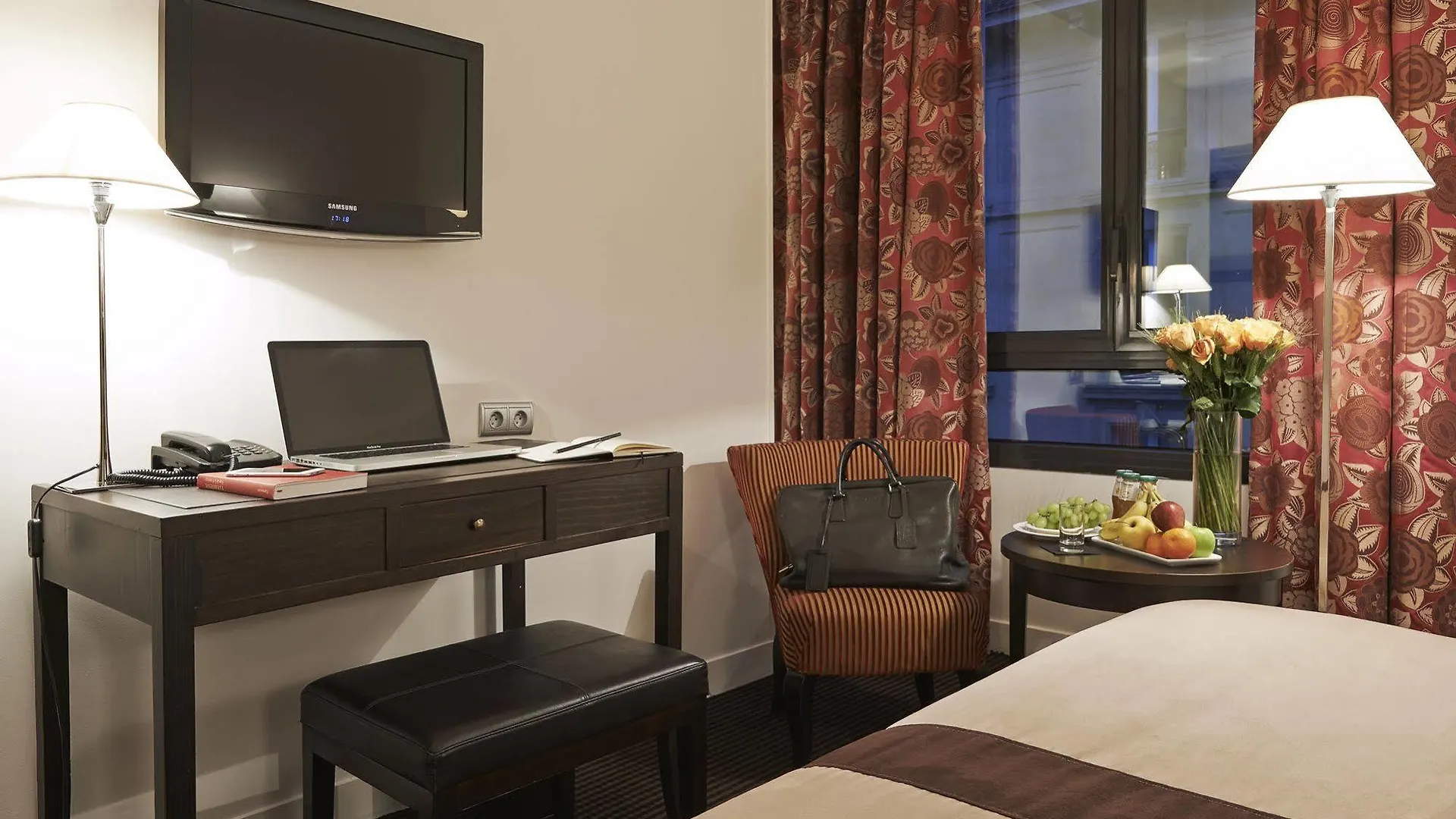 Plaza Tour Eiffel Hotel Paris 4*,  France