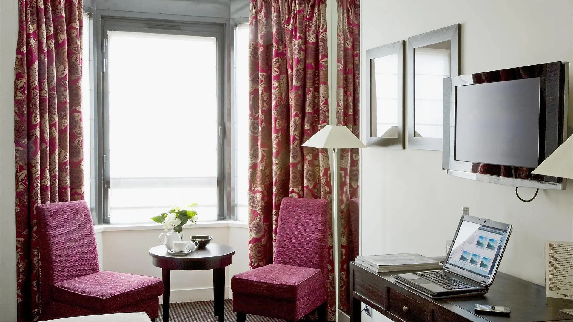 Plaza Tour Eiffel Hotel Paris 4*,  France